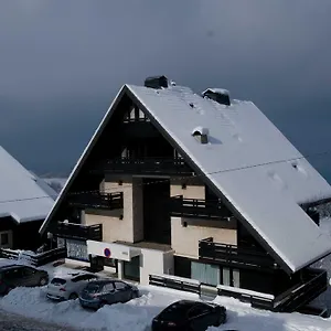  Appartement Duplex Le Yéti 16 Station Les Mémises France