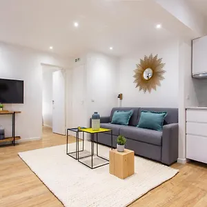  Appartement Cmg Résidence Montmartre - Cottages France